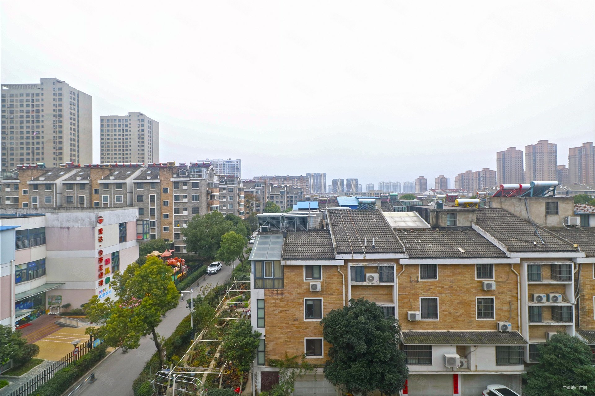 帝豪星港湾3室2厅1卫93.63㎡南北107万