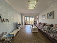 桂林临桂世纪大道1200三室两卫两台空调定制衣柜拎包入住出租房源真实图片