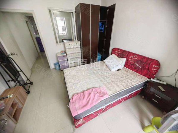 上海闵行金虹桥虹梅路2986弄小区主卧朝南,一梯四户,小区中心位置