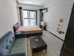 镇江句容宝华小学泰达青筑 一室一厅一卫 干净整洁 拎包入住 民水民电出租房源真实图片