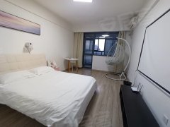 湖畔尚城 单身公寓  可月付可短租独门独户有阳台  房子干净