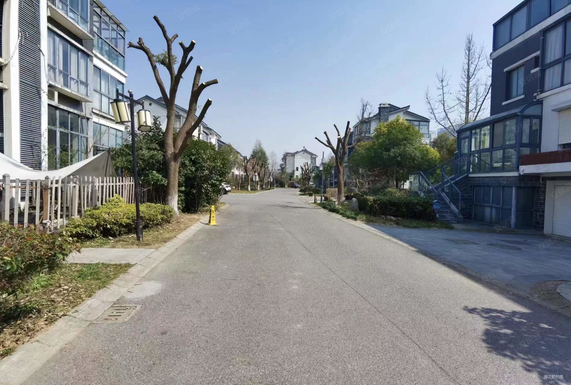 方便看房,石湖之韵(别墅)二手房,2200万,5室3厅,5卫,460平米-苏州安居