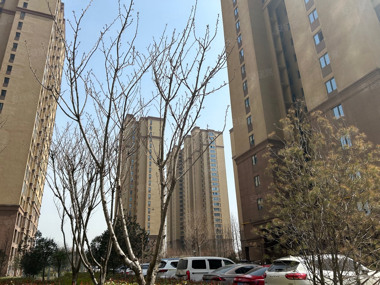 龙泊湾93平送12平!中间楼层房东诚心出售