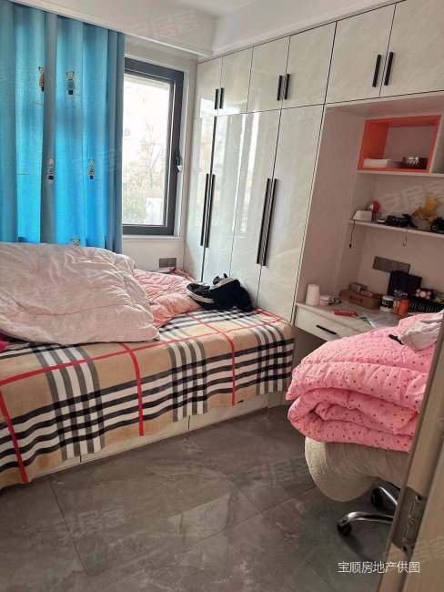 一楼带前后院子 带下沉 带地暖中央空调 精装修 南北通透,宏基宏公馆