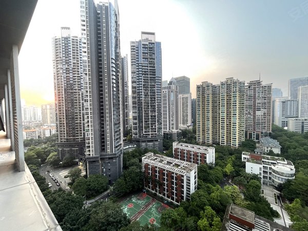 【多图】嘉裕礼顿阳光公寓,珠江新城西租房,大1房1厅,大阳台,独立洗手