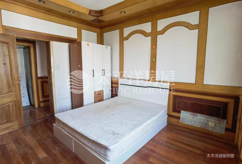 莘城公寓 带露台 近地铁 购物方便 南北通透 产权清晰