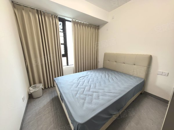 凉山西昌长宁小区邦泰玖熙台航天学校附近，精装套三，出租家具家电齐全，拎包入住。出租房源真实图片