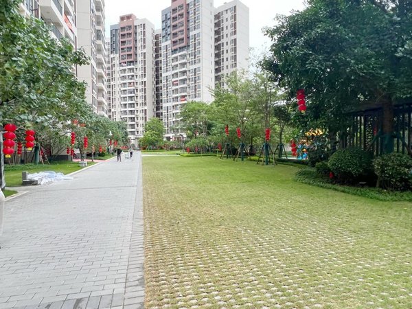 广州天河小新塘小新塘回迁房小区小新塘回迁房d区 高楼层2房1厅 南北