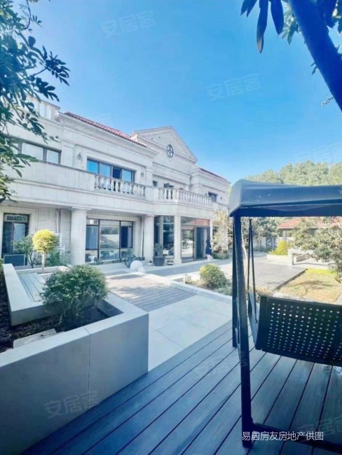 康帝庄园法式金鸡湖东公园内的别墅环境好业主诚心出售有多套好房