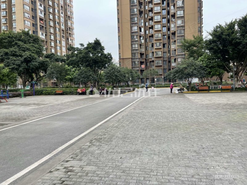 西城佳园 2室 南北通透 70平 精装 楼层好 视野无遮挡