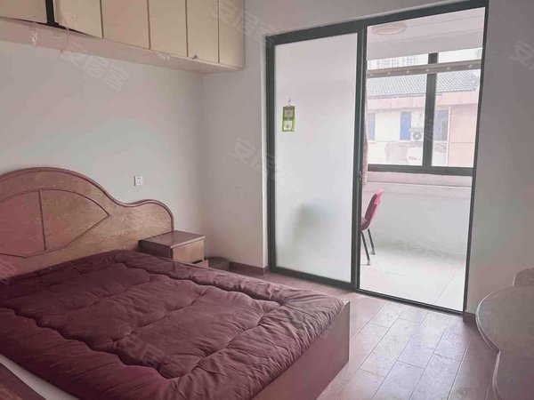 苏州常熟市区五星新村二区五星新村二区 2室1厅1卫 1200.