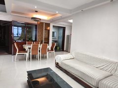 阜宁阜宁城南新区白天鹅公园盛世嘉园电梯边户，户型方正，三室小区环境优美，领包入住出租房源真实图片