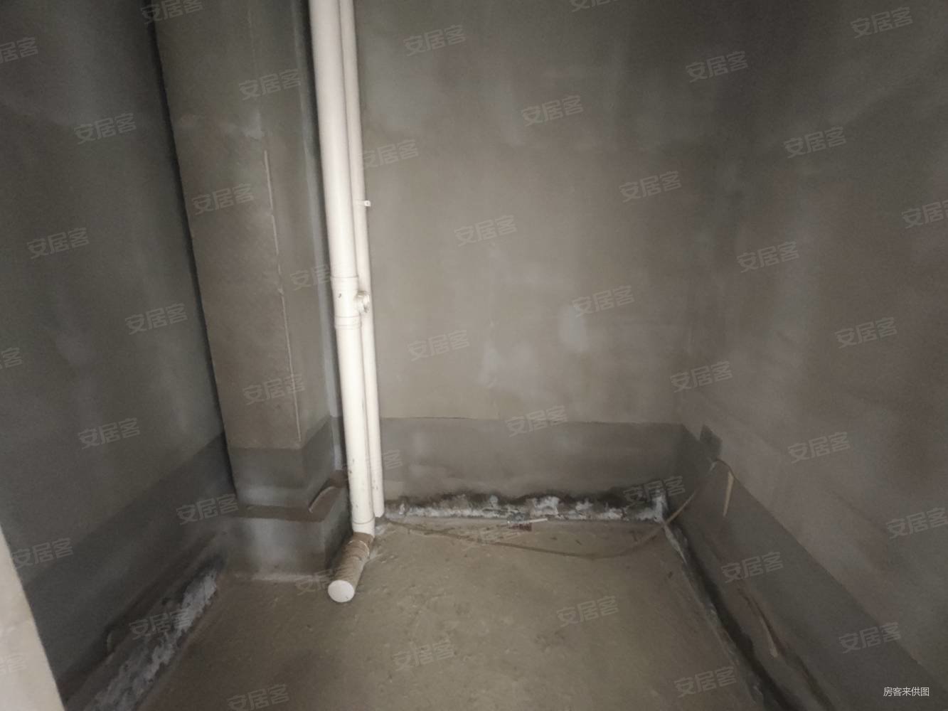 望度山月4室2厅2卫174㎡南北130万