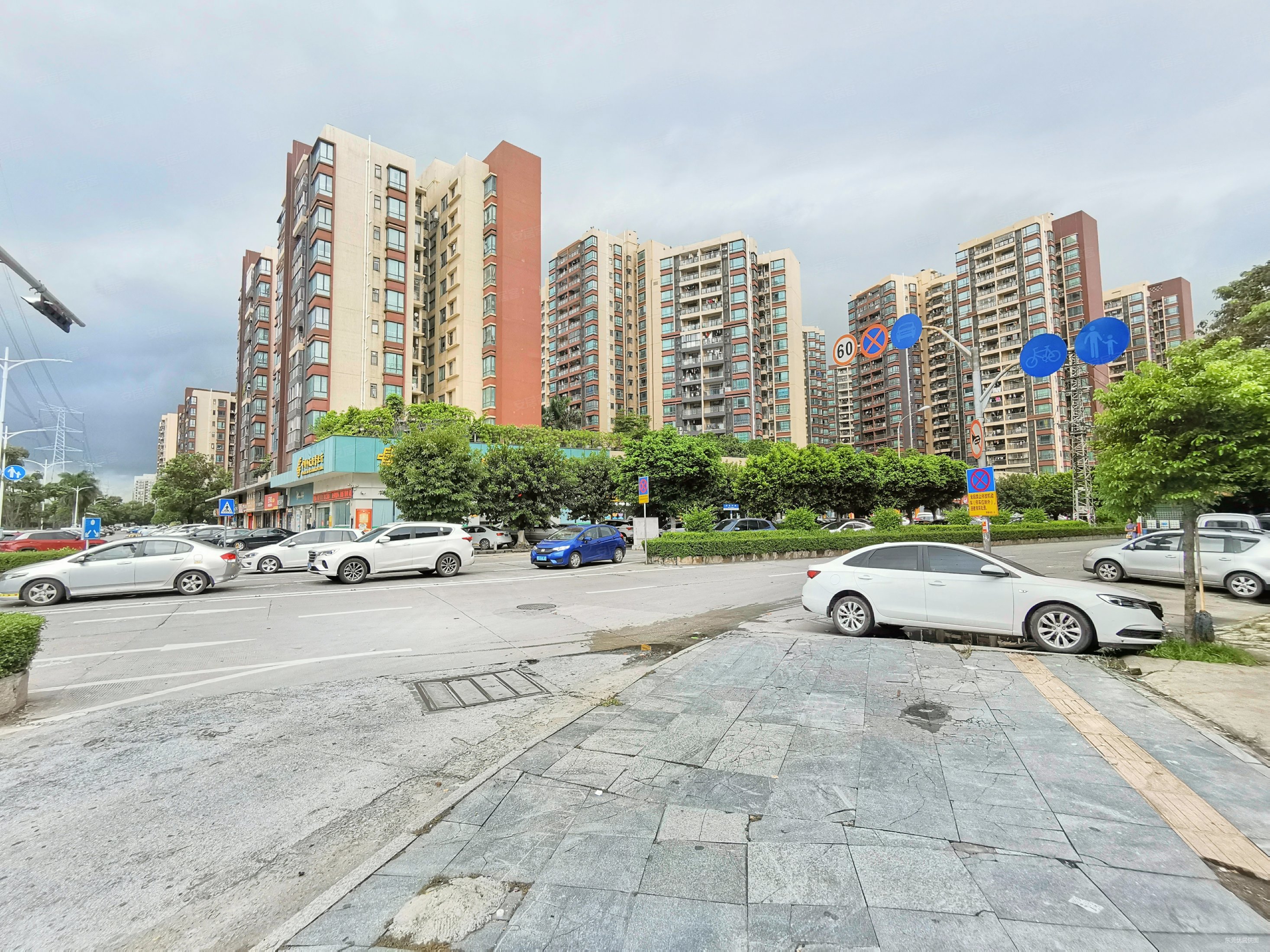 长安滨海湾几何中心长安花园高楼层精装修3房业主急售