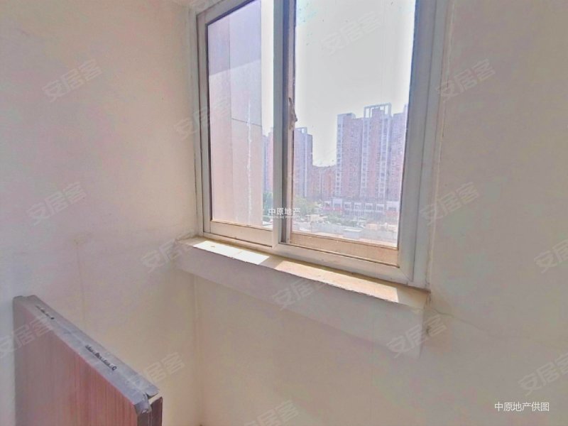 河怡花园小高层 总价低  好房有钥匙8楼急售