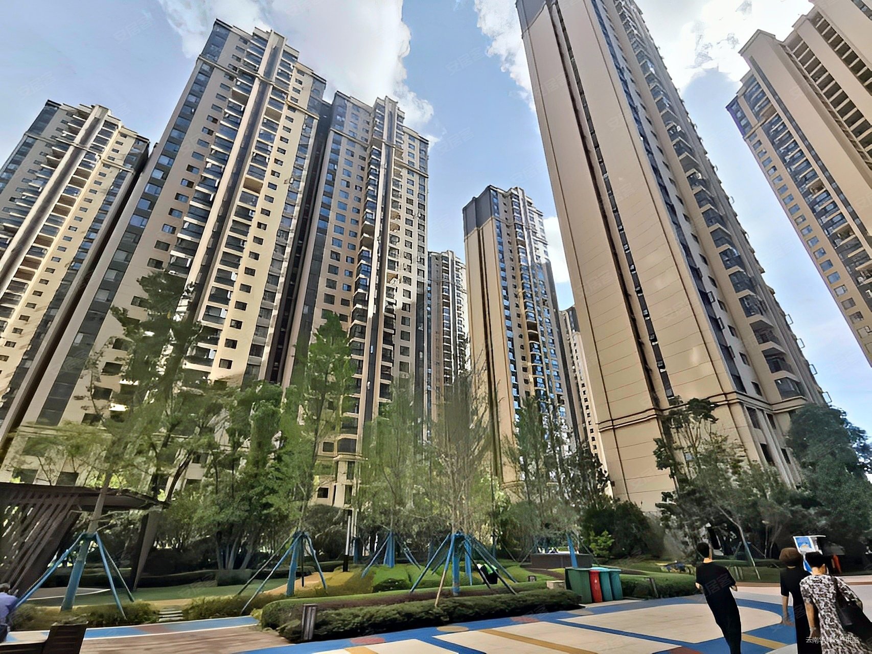 商住两用一楼带门面碧桂园樾府大四房急售昆明下个翠湖白沙湖附近