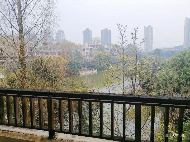 天骄美茵河谷别墅