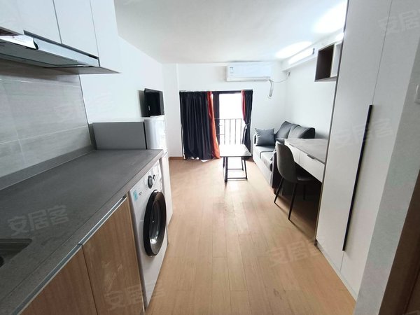 【多图】万荟珑寓,开发东区租房,万荟珑寓 1室1卫带储物间 与万达广场