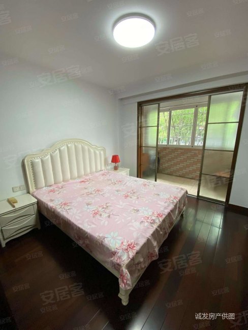 南都花城桂花园 交通便捷 近医院 板楼 购物方便 近地铁