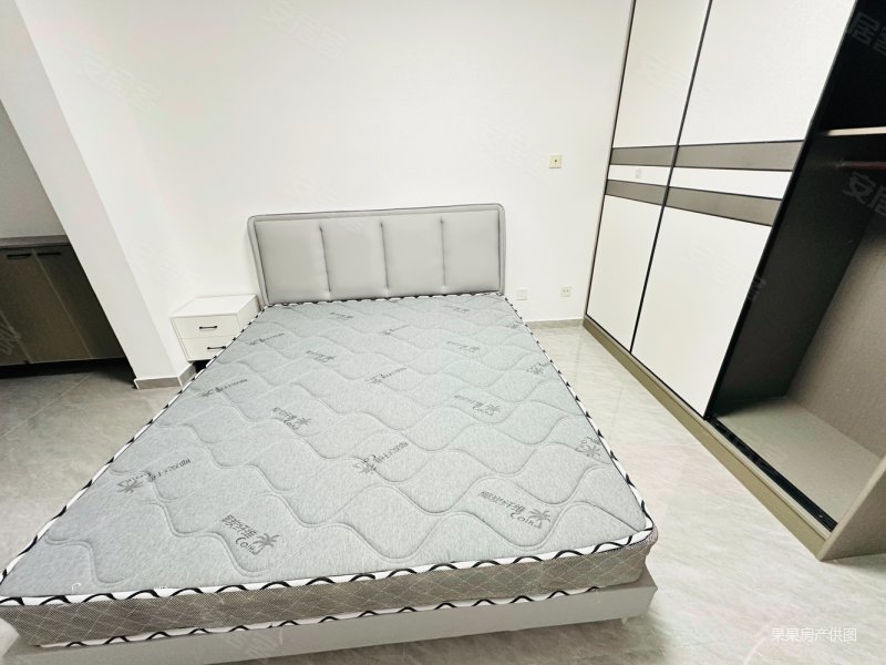 松南城华秀苑2室2厅1卫61㎡南104万