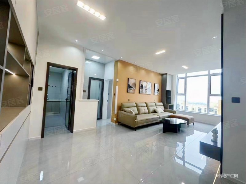 真心赔钱永新华府10楼洋房95平套三,层高3.5米.