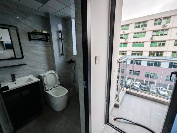 【多图】麻磡村，西丽租房，西丽附近精装阳台大单间电梯高层视野好出行方便快线直达拎包入住，南山租房-深圳58安居客