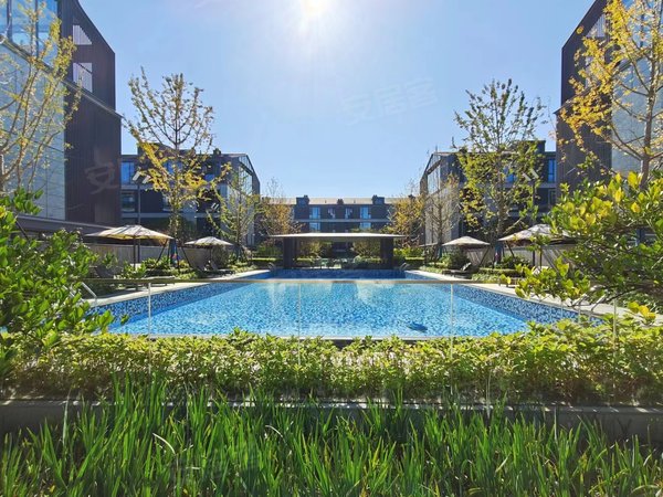 杭州余杭五常晓月澄庐晓月澄庐下叠急租,精装修带两层地下室和花园