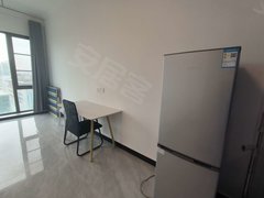 武汉蔡甸恒大绿洲中国健康谷健康新天地 1室1厅1卫  电梯房 精装修43平米出租房源真实图片