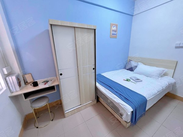 珠海珠海周边中山十四村小区珠海翠微空调公寓拎包入住(月租减300)