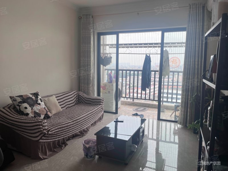 地铁口物业 降十万出手 配套成熟 南向采光好 停车方便,逸轩华庭二手