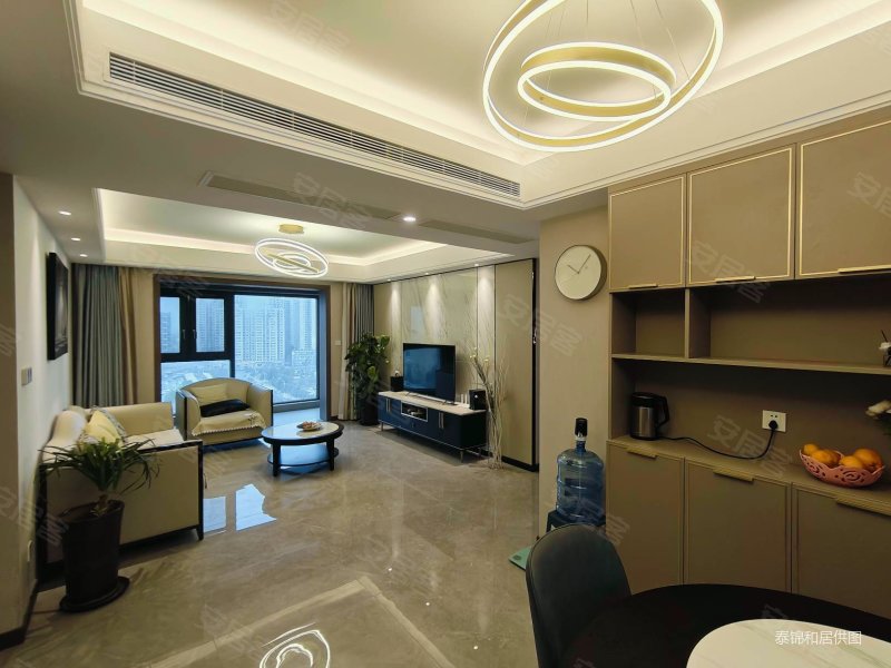 东原香门第名家4室2厅2卫136.61㎡南北228万