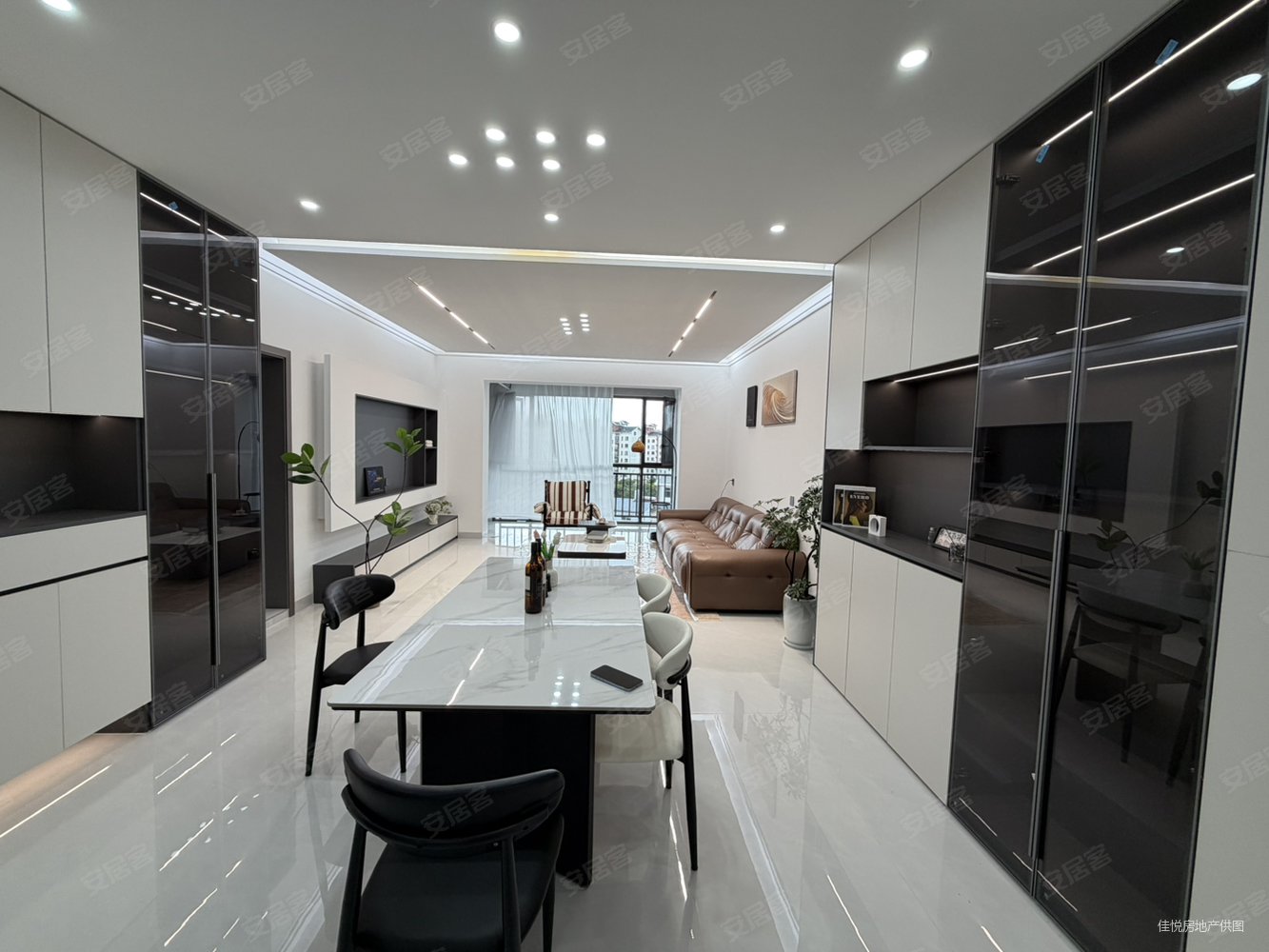 盛景苑4室2厅2卫125.5㎡南北89万