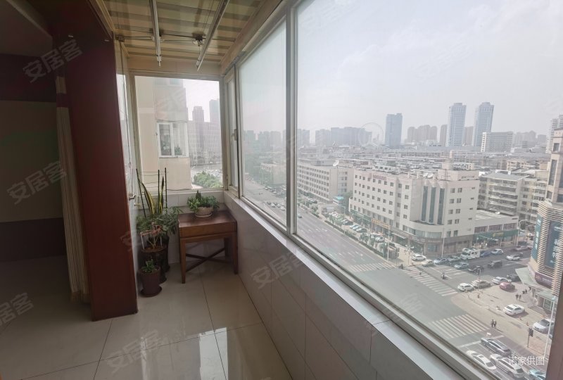 嘉海花园南向采光好中间好楼层购物方便近医院电梯房