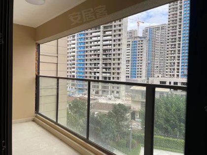 莆田涵江六一路保利城观澜保利城观澜 4室2厅3卫出租房源真实图片