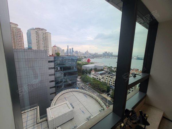 青岛市南东海西路海逸天成海景房 俯瞰五四广场 精装套一  管家服务