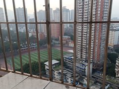 重庆沙坪坝三峡广场智博天下大厦 2室1厅1卫出租房源真实图片