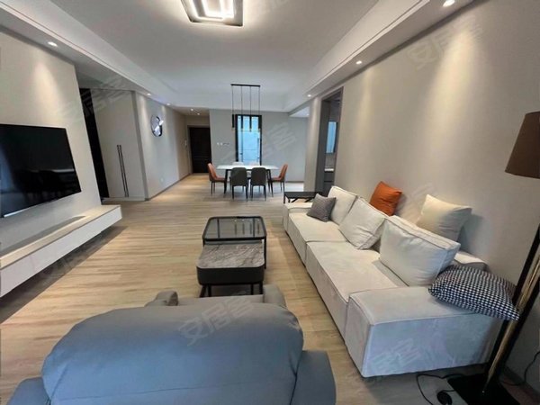 上海闵行金虹桥天鸿公寓新上!网络太虚假!此房保真!