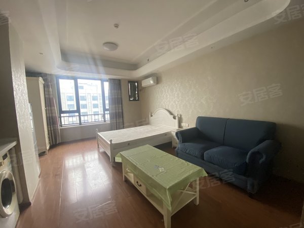 金华金东多湖万达广场万达广场拎包入住，家具家电齐全，楼层高，视野开阔出租房源真实图片