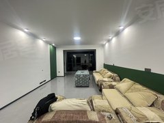 毕节七星关七星关城区11新上，中环国际全新三室房源首租，错过等一年温馨生活型！！出租房源真实图片