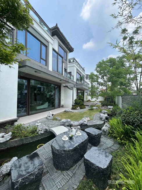 三利宅院白云渡4室3厅3卫109.7㎡南420万