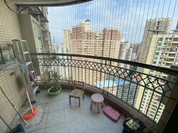 广州越秀东川嘉骏苑嘉骏苑高端小区 南向厅出阳台 3室1厅2卫 安静不吵