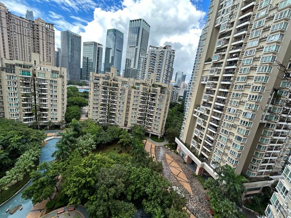 深圳福田福田中心区深业花园深业花园 小高层 顶楼复式出租 家私家电