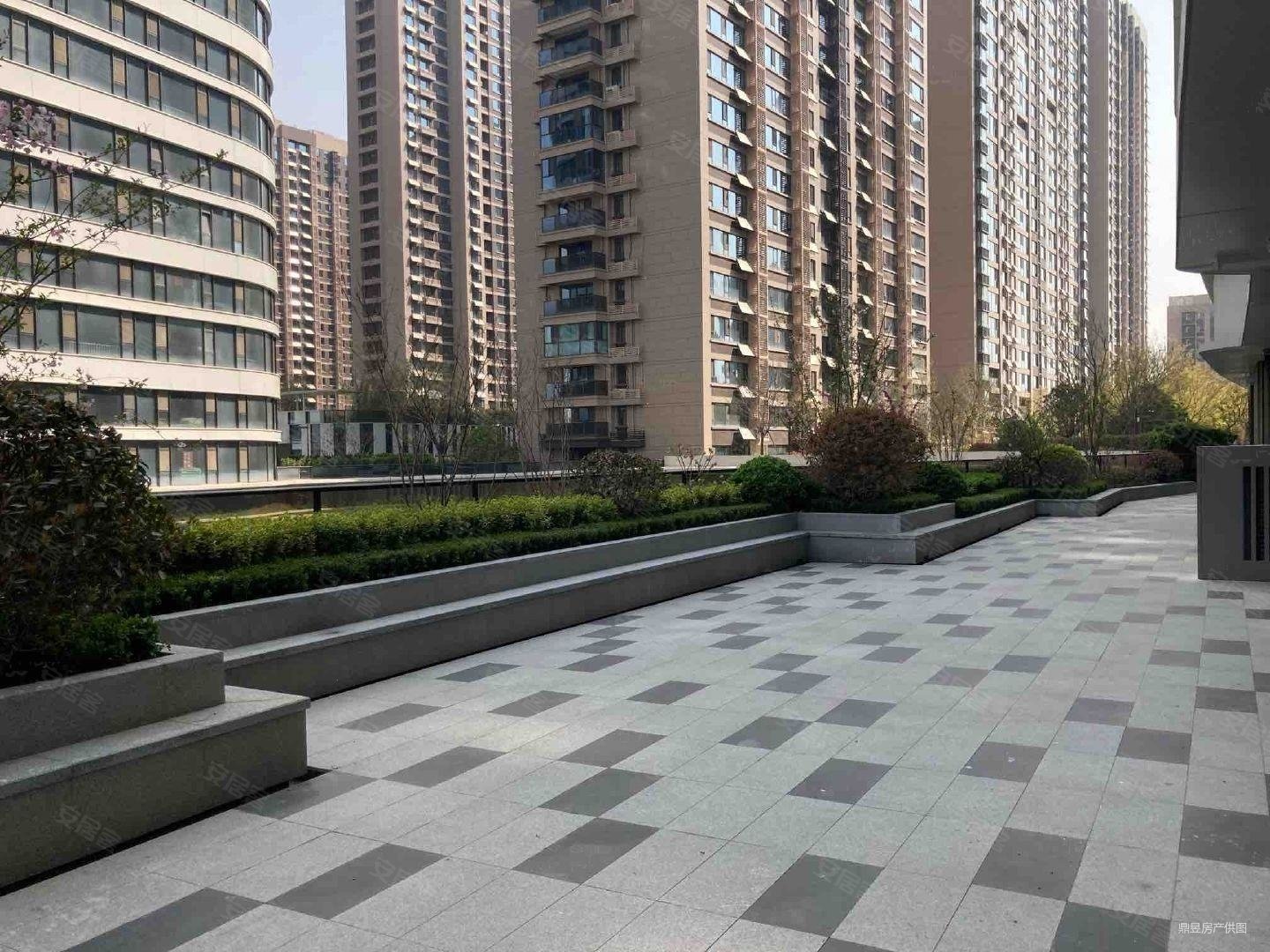 新东升福园3室2厅2卫151㎡南北210万