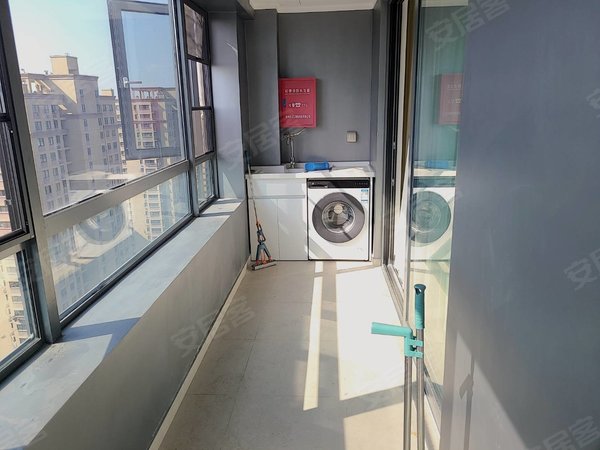 绍兴越城城北中国铁建花语江南镜湖花语江南,精装修好房,着租,包物业带家具拎包入住出租房源真实图片