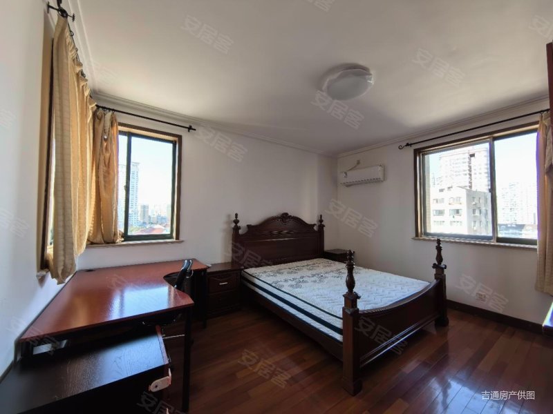 近医院 近地铁 满五 购物方便 大两房 交通便利 房东急置换,香榭苑