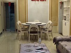 北流北流城区城区万达附近，4房2厅，精装修，拎包入住，保养新净出租房源真实图片