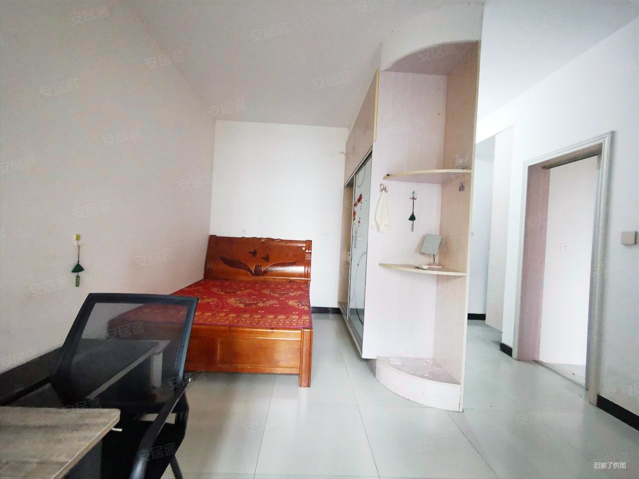 赛力斯旁和合家园二期单间配套,采光极好,诚意出售