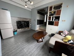 株洲荷塘大润发红旗广场 精装修公主房 带天然气马桶 拎包入住押一付一出租房源真实图片