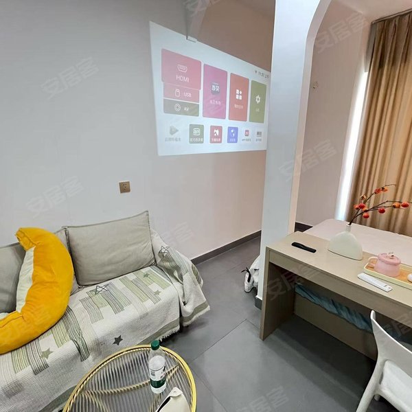 合租｜无中介我只发实图 近芙蓉广场 五一广场 迎宾路口 可短租 