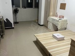 张家口桥西串窑街高家屯天秀花园，三居室，家具洗澡，好停车，出入方便，拎包入住出租房源真实图片